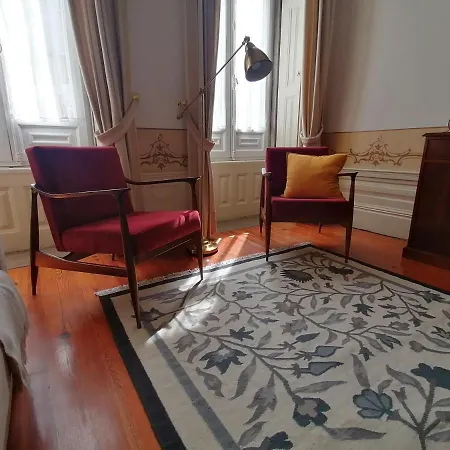 Alvares Cabral Apartamento B * Porto