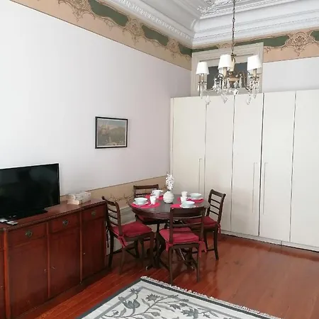Alvares Cabral Apartamento B Апартаменти Порту